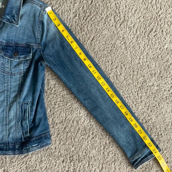 Smart Set Jean Jacket - Picture 6 of 9